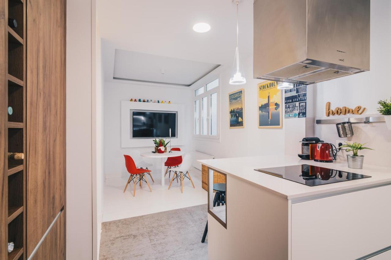 Plaza Nueva Apartment By People Rentals Bilbao Esterno foto